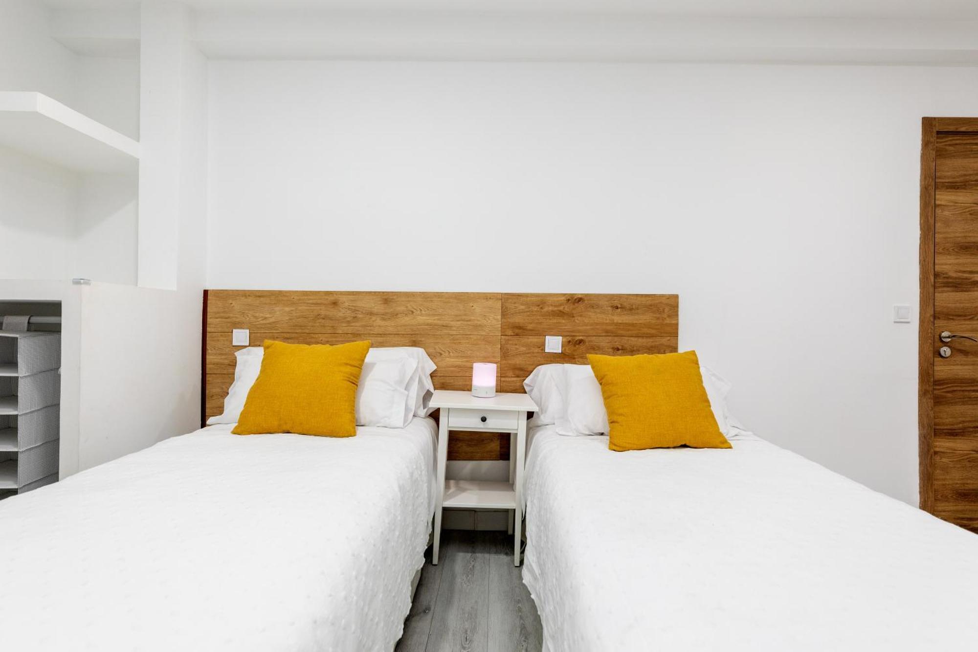 Los Apartamentos Jacinto Benavente Centro 마드리드 외부 사진