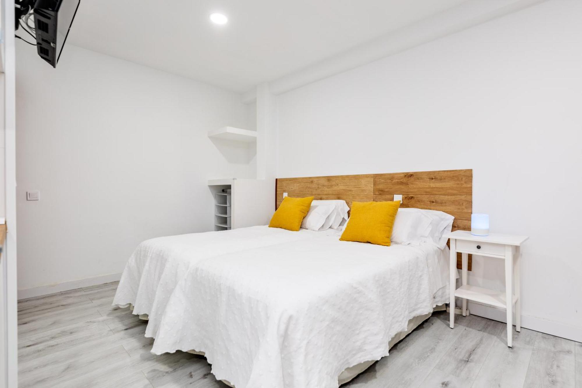 Los Apartamentos Jacinto Benavente Centro 마드리드 외부 사진