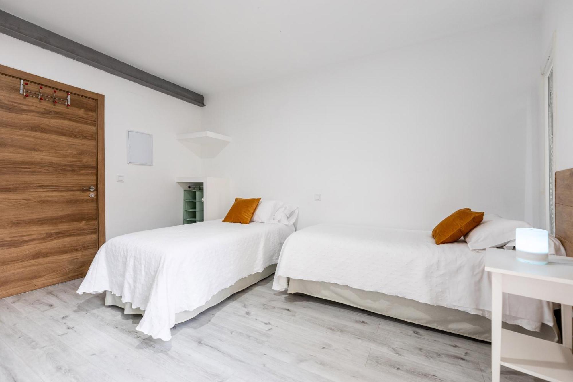 Los Apartamentos Jacinto Benavente Centro 마드리드 외부 사진